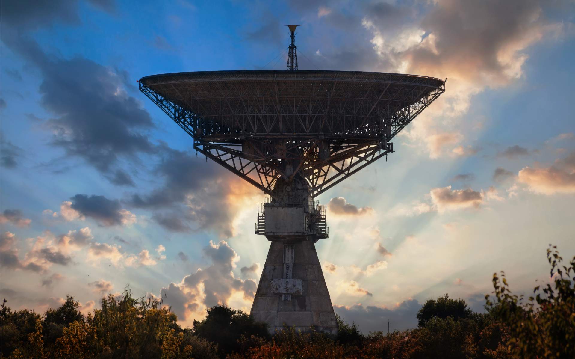 silhouette of an old huge radio telescope 2023 11 27 05 02 43 utc 1 1